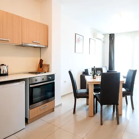 شقة Seaside 2 Bedroom With Balcony For 4-5 Pax ساني بيتش
