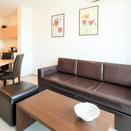 Seaside 2 Bedroom With Balcony For 4-5 Pax Slantschew brjag